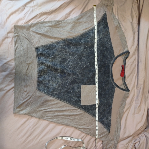 LAST CHANCE Akira Loose Fit Bat Wing Top - Picture 13 of 16